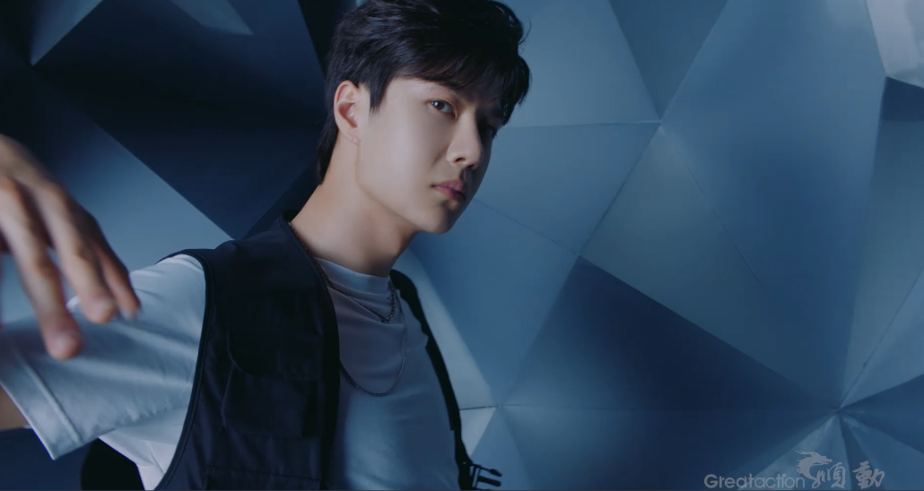 王一博代言的奧克斯空調(diào)廣告片參與完成 王一博代言的奧克斯空調(diào)廣告片參與完成