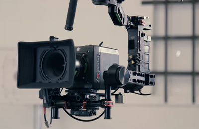 宣傳片的播放時長有何建議？