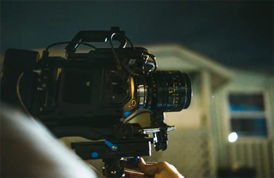 上海宣傳片制作｜用影像重塑品牌勢能的城市級創(chuàng)意引擎