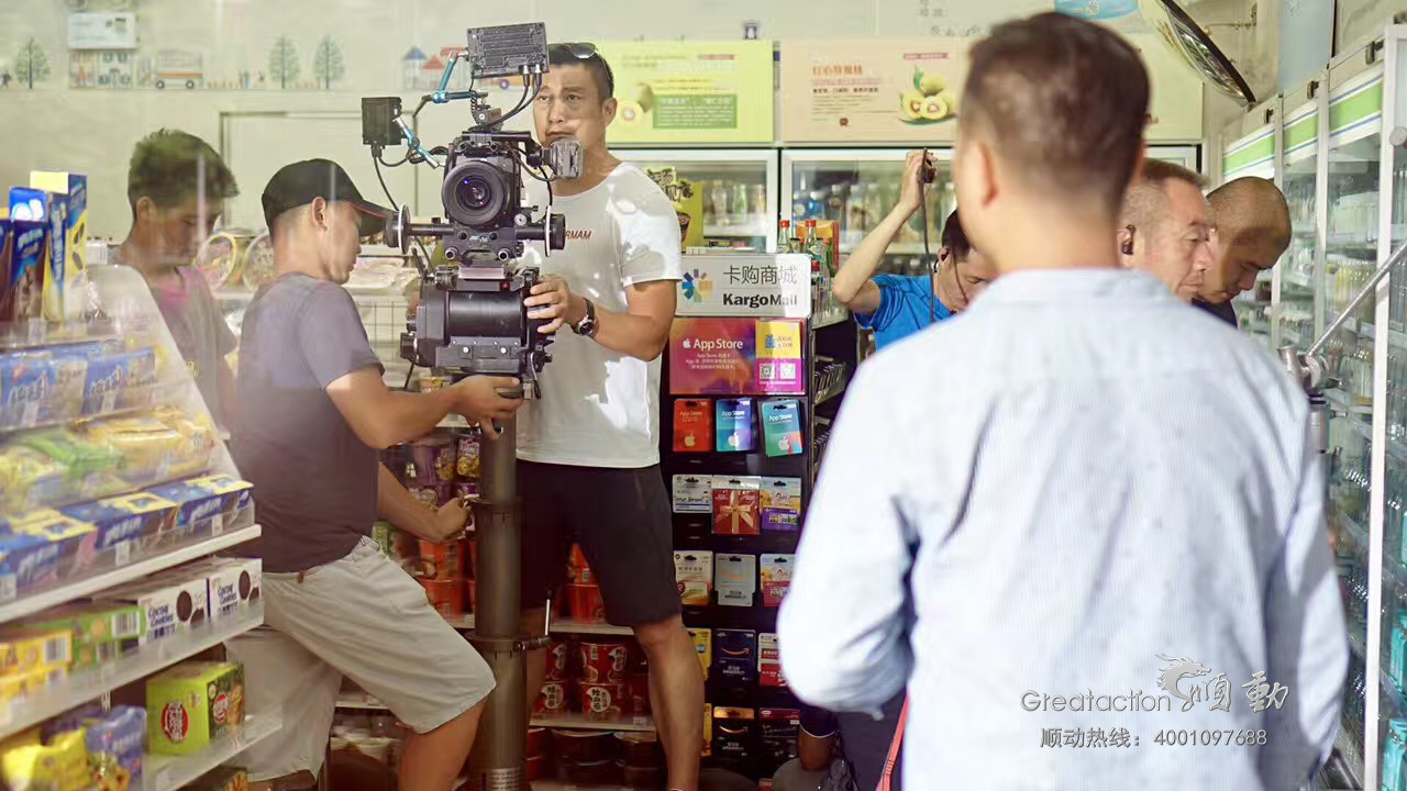 俞文清燕窩水廣告“清爽”開(kāi)拍